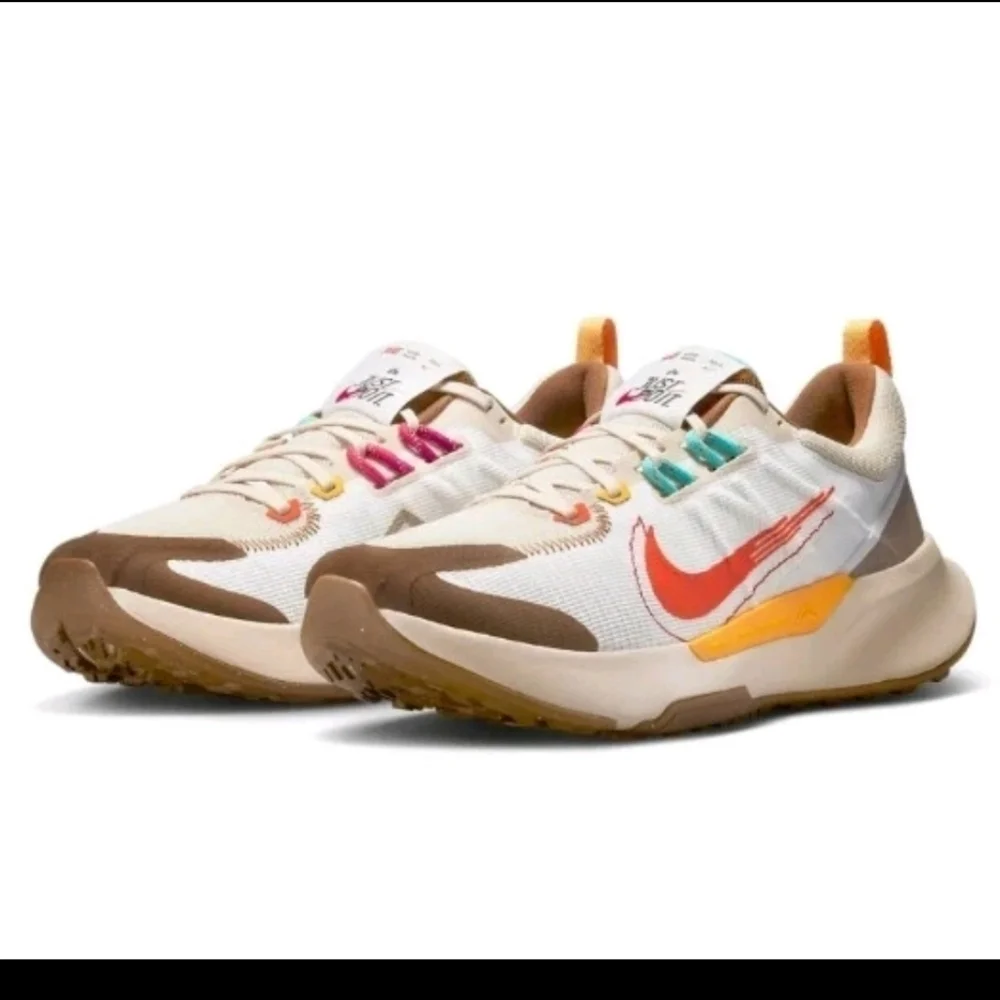 Nike Mens Juniper Trail 2 Trail Shoe In Sanddrift Safety Orange 10
